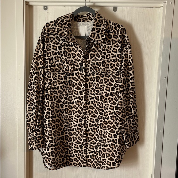 H&M Jackets & Blazers - H & M Cotton Twill Animal Print Shacket Jacket Medium
